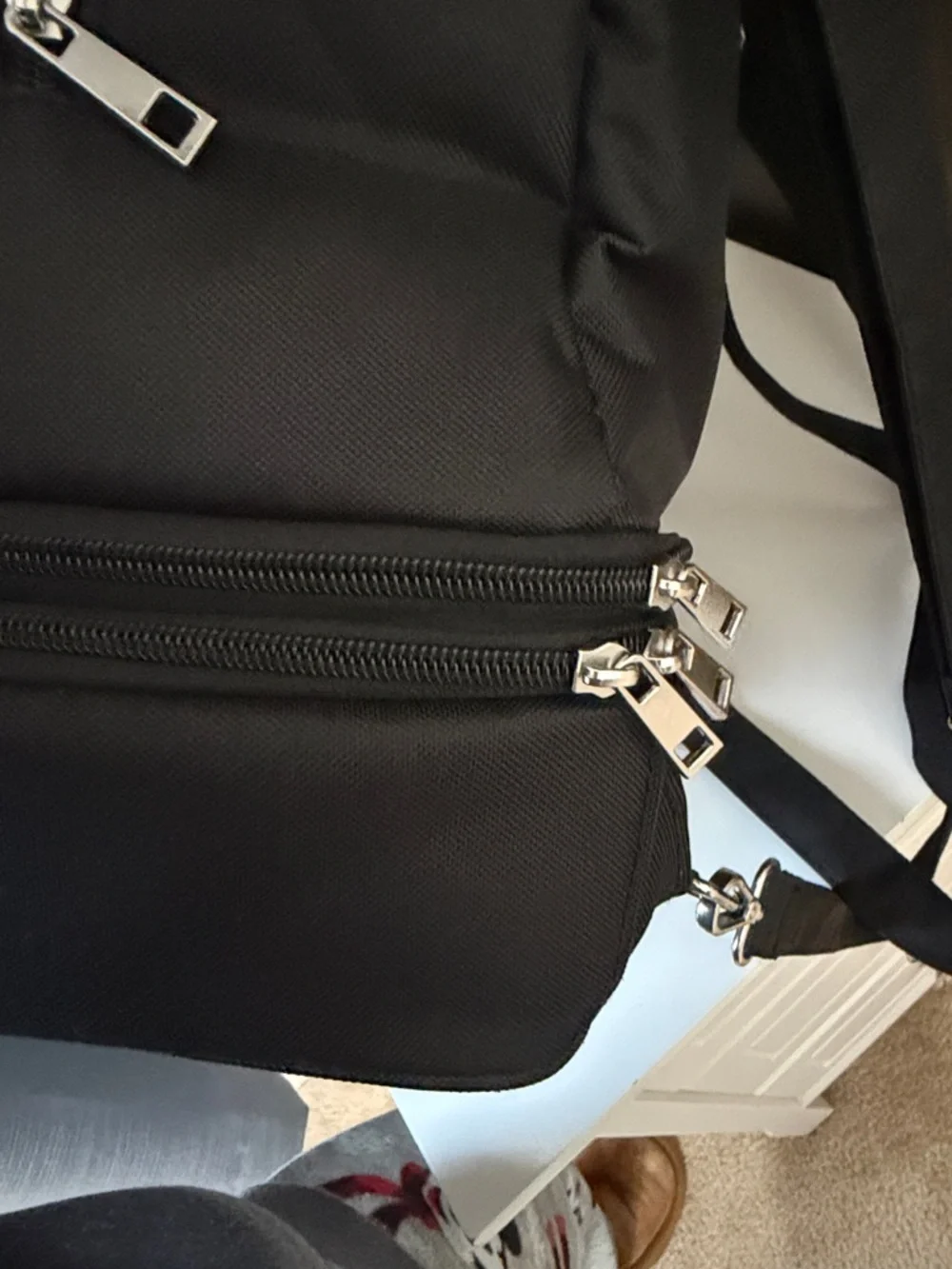 N/A compact black